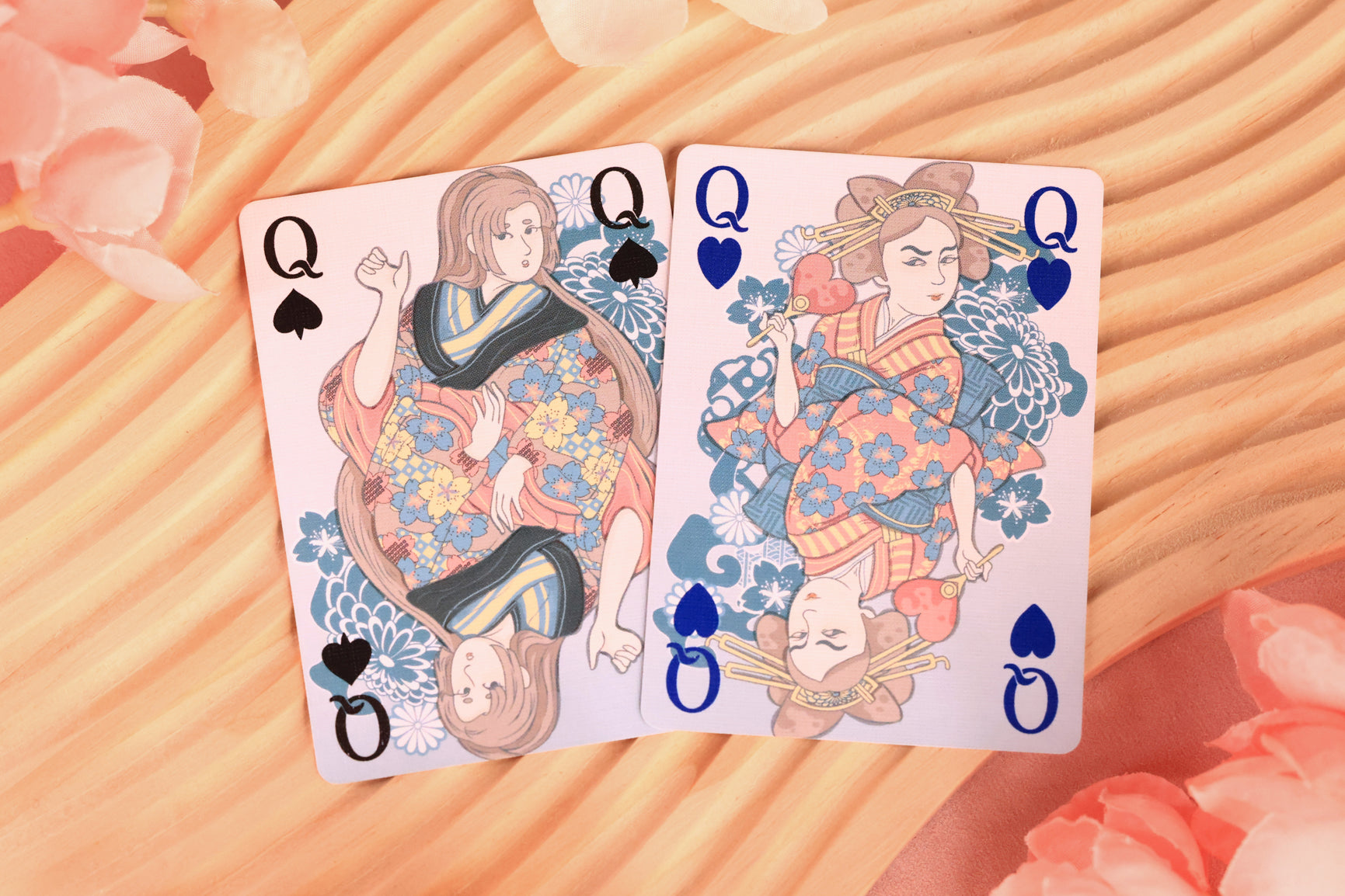PREORDER) Alice's Adventures in Wonderland Playing Cards - Half
